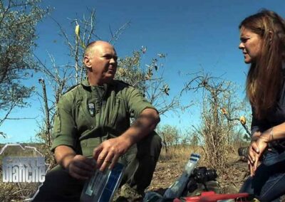 Kathi Austin speaks about her investigations into the blackmarket of rhino poaching on Carte Blanche.