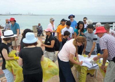 Litter campaign at Hobbie Beach